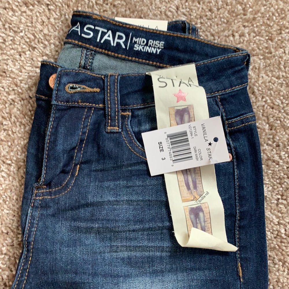 Mid Rise Skinny Jeans - Picture 4 of 4